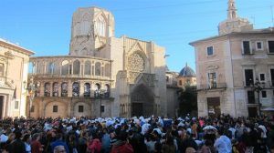 Guerra de Almohadas más multitudinaria. Top Valencia